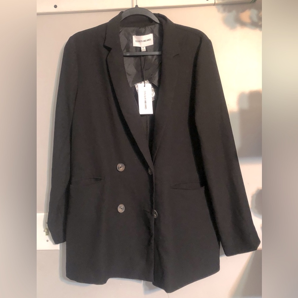 Elizabeth and James Women’s Oversized Blazer